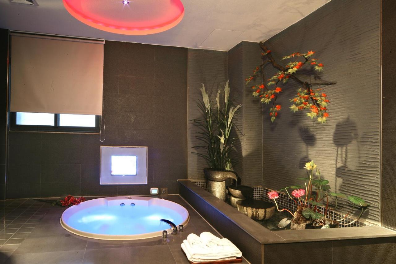 Spring Young Motel Fengyuan Exterior foto