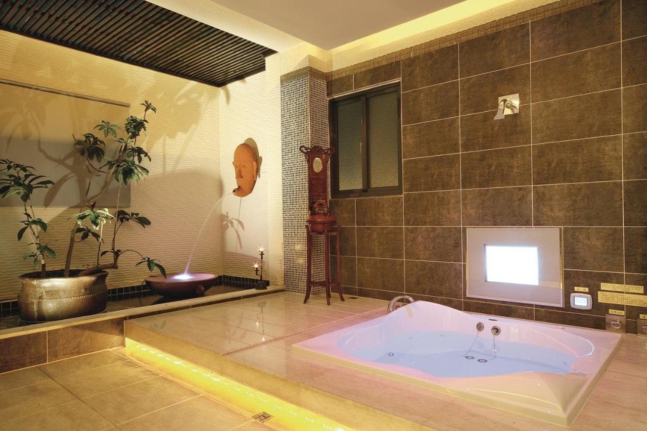 Spring Young Motel Fengyuan Exterior foto
